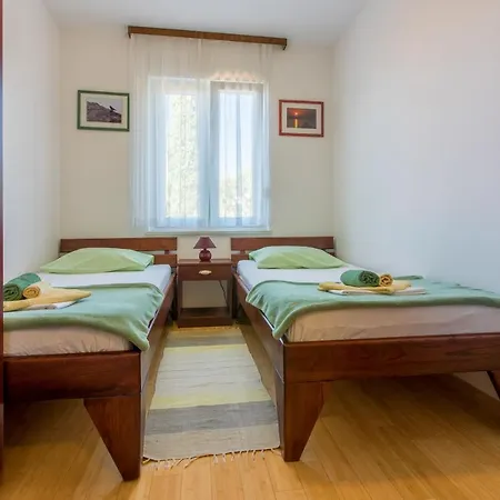 Apartments Robic Selce Exterior foto