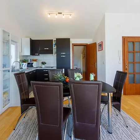 Apartments Robic Selce Exterior foto