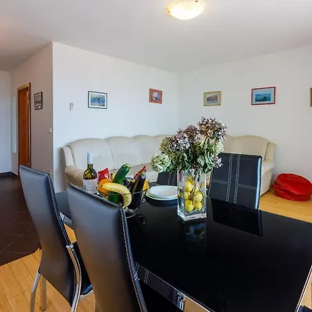 Apartments Robic Selce Exterior foto
