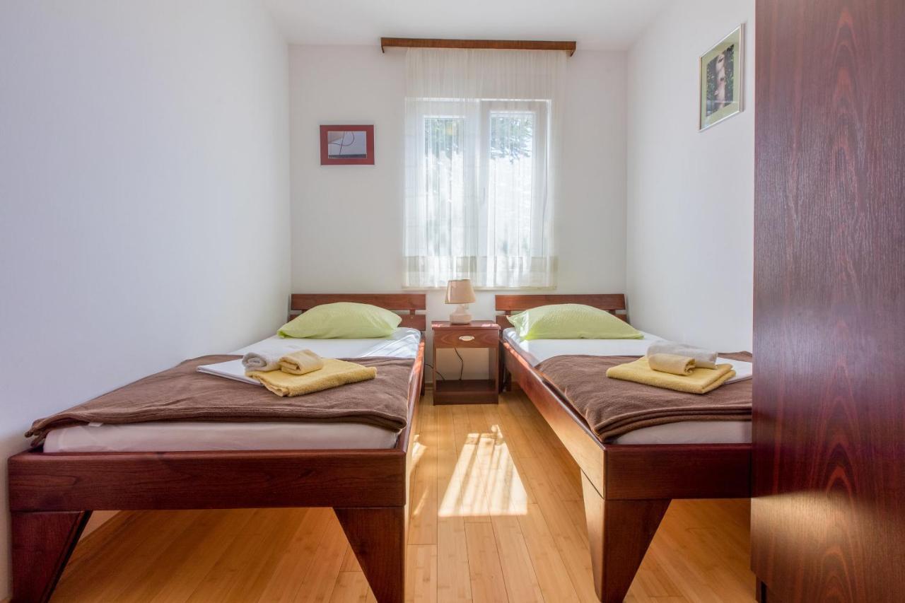 Apartment Robic *