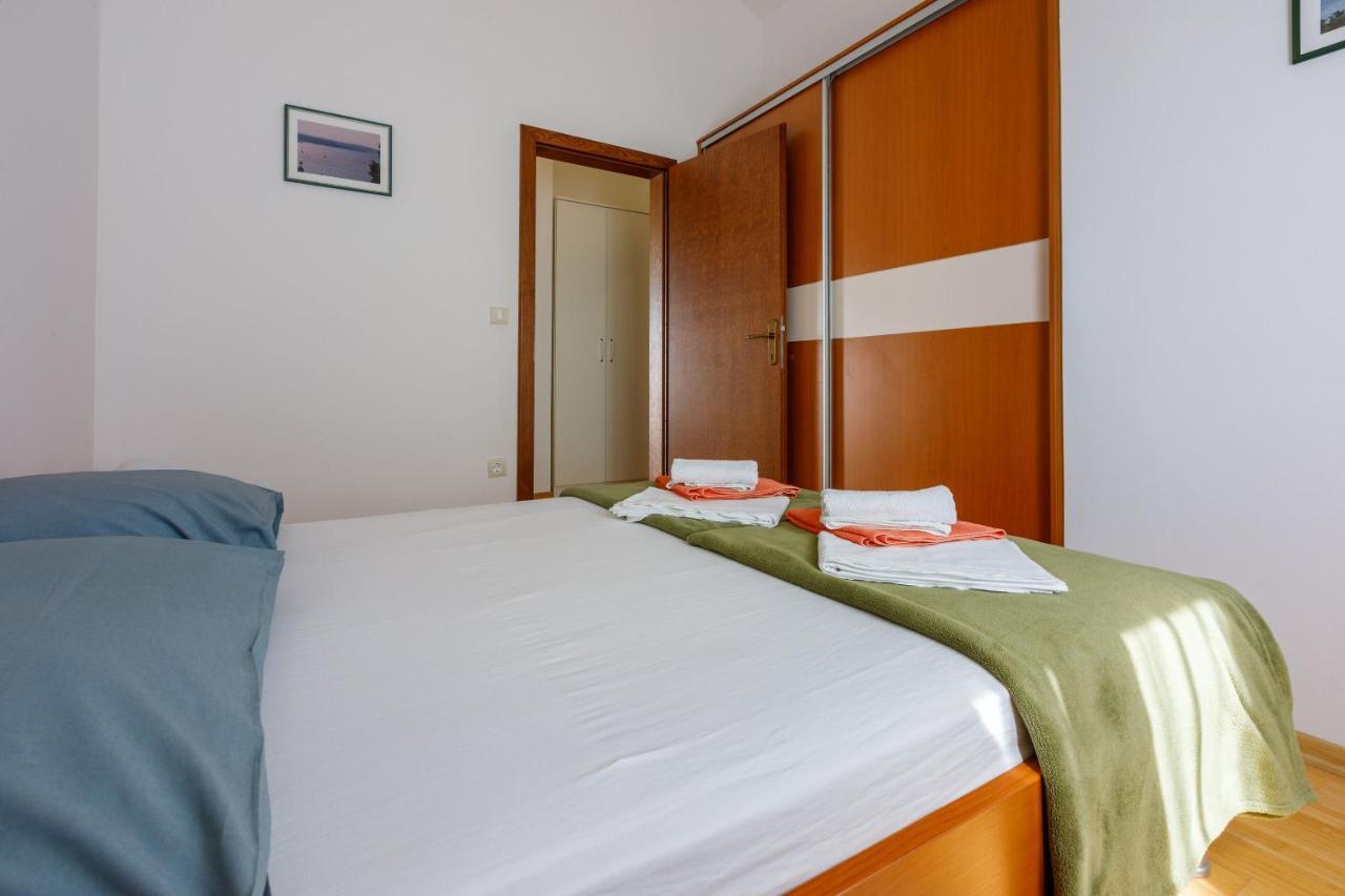 Apartment Robic *