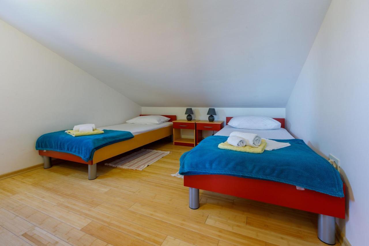 Apartment Robic *