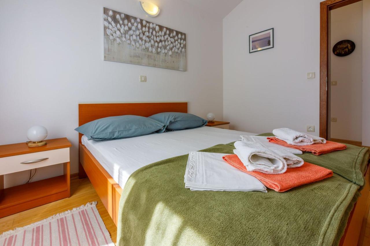 Robic Apartment