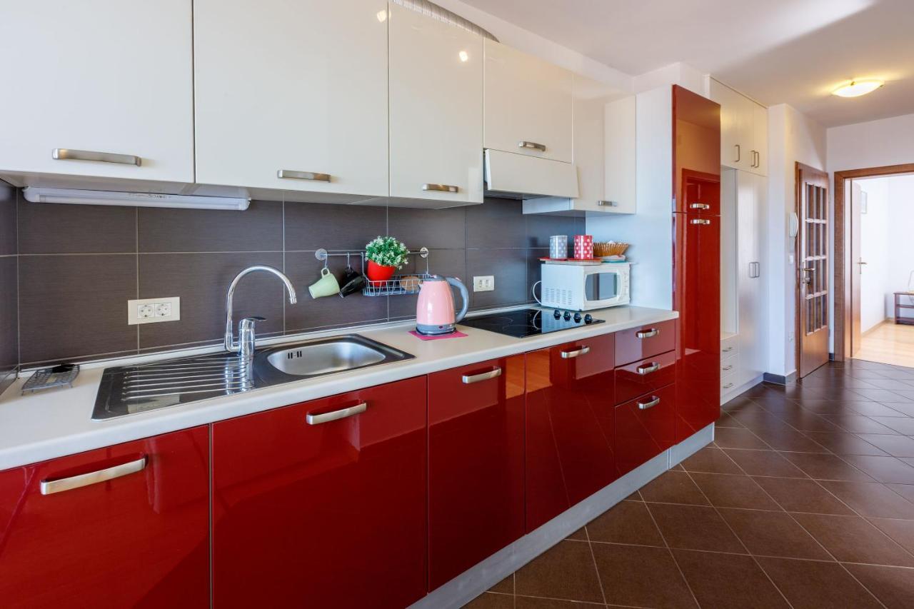 Robic Apartment